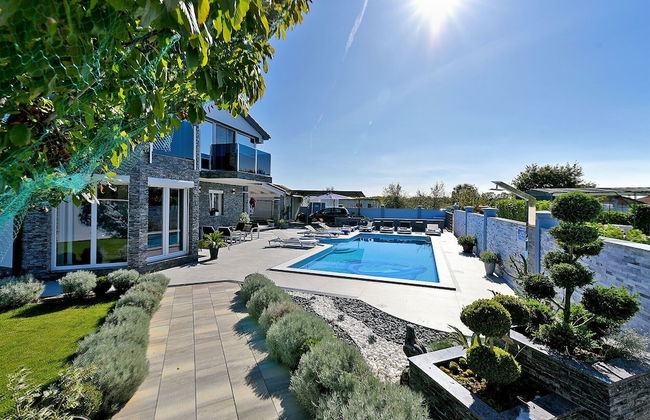 House 1971 - Photo 48