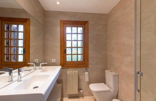 Villa Rosa, espaciosa casa con piscina - Foto 14