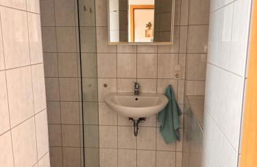 Iserlohn Ferienwohnung und Monteure - Foto 8