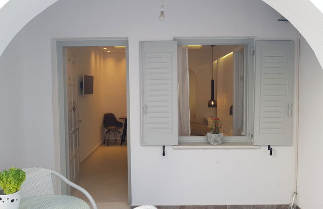 Exclusive Studios Naxos Town - Photo 25