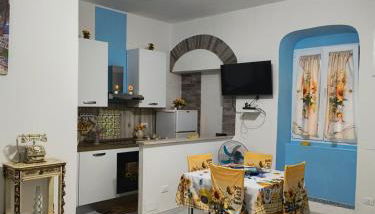 Monolocale in vicolo storico Gin Tonic Lemon - Foto 4