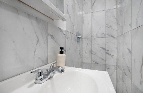 153-1G Newly Renovated 2BR Lower East Side - Foto 20