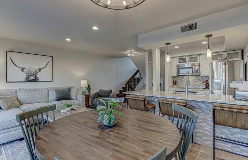 Lakefront LBJ Escape - Boat Slip & Sleeps 8 - Foto 12