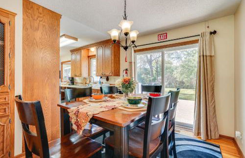 Spacious Cottage Grove Haven Near Downtown St Paul - Photo 7