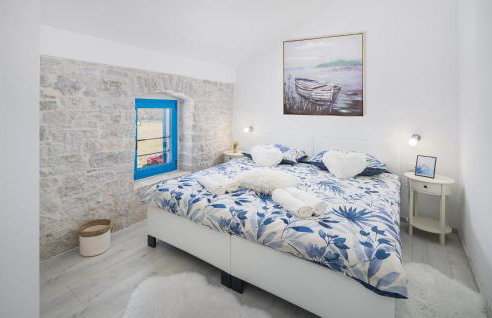 2 Bedroom Cozy Home In Visnjan - Photo 5