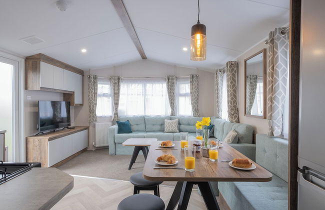 Cofton Holidays - Photo 20