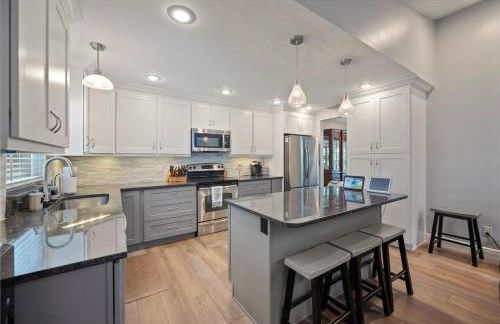 2 Bed Apartment Sleeps 4 with Free Parking - Foto 5