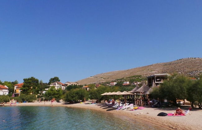 Neve - by the sea - A1 - Photo 9