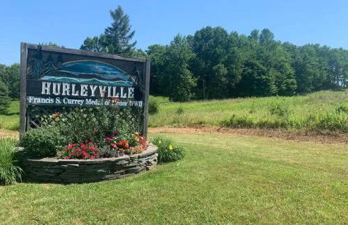 Chic Catskills Getaway Bungalow - Foto 1