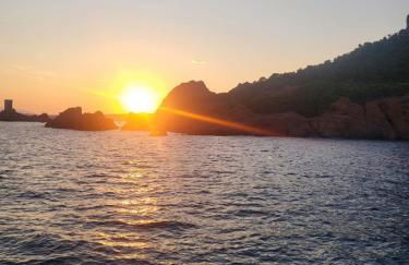 T3 de 35m2 - Bord de mer - plage de la Nartelle- Sainte maxime - piscine partagée -Parking - BBQ - 2 Chambres 2 Salle de bains - Foto 35