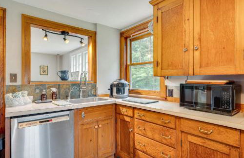 Family-Friendly Retreat in Barre 2 Spacious Decks - Photo 10