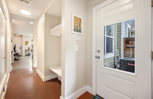 Mid-century Mod Retreat Near Old Town – Free Bikes - Foto 17