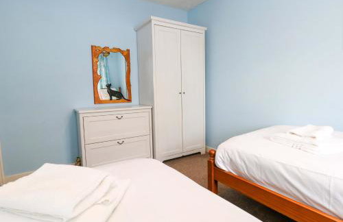 Still Waters - Foto 24