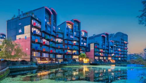 Lovely 3BD Flat, Parking, sleeps SIX close to O2 - Foto 4