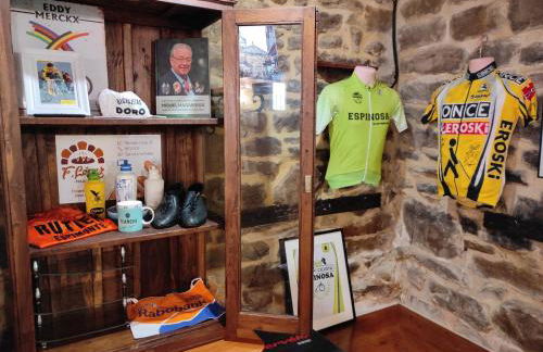 El Hogar del Ciclista - Foto 6