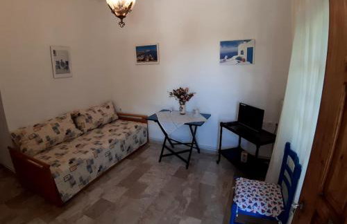 Glyfada's Family Apartment - Photo 22