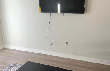 Chic 1BHK Haven Quiet & Relaxing Near Austin - Photo 2