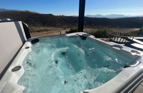 Winery Getaway with Spa and Amazing Hilltop View - Foto 33