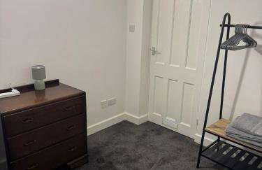 Quiet, Sleeps 7, Notts City, Transport, Motorpoint, Trent Bridge GF - Foto 5