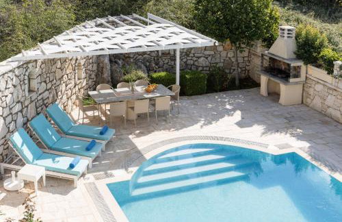 Kassiopi View Villas-Corfu-Villa Eleni,4 bedrooms,large private pool,prime location - Photo 3