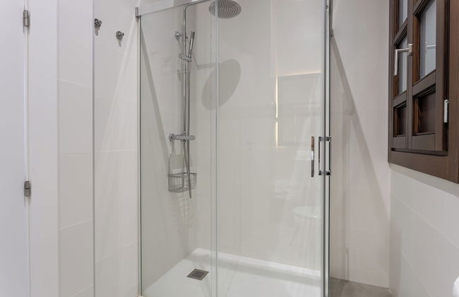 BIBO SUITES PLAZA NUEVA - Photo 56