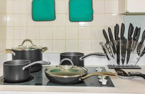 Vintage Vibes - Grill, Chill & Beach Thrills - Foto 16