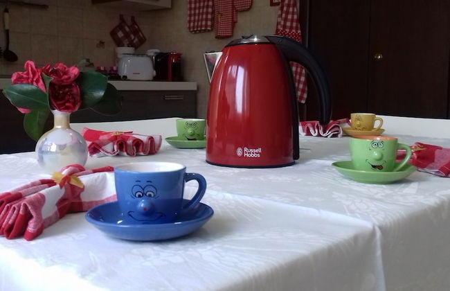 Arona-lake Maggiore Apartment in Quiet Area Suitable for Families - Foto 16