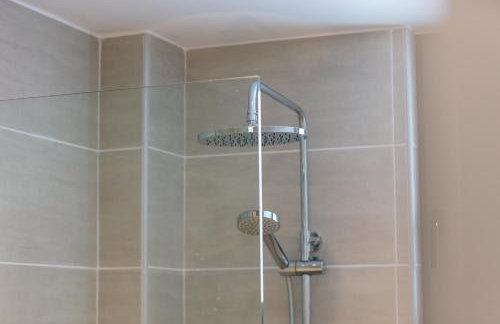 Greek Sky - New modern apartment with shared pool - Photo 19