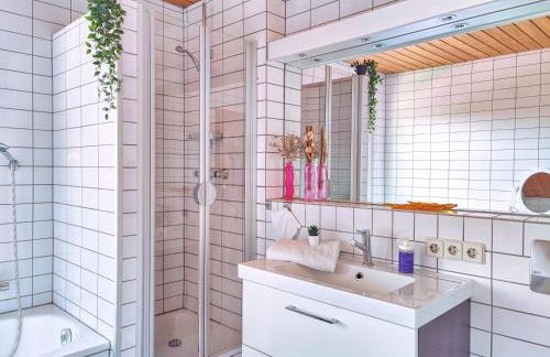 Early Year Deal - 150 qm Fachwerkhaus mit Heimkino & Privat-Sauna & Pool - Photo 32