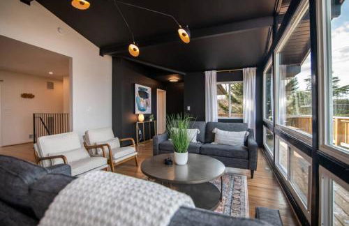 Luxurious Retreat with Stunning Views Sleeps 16) - Foto 45