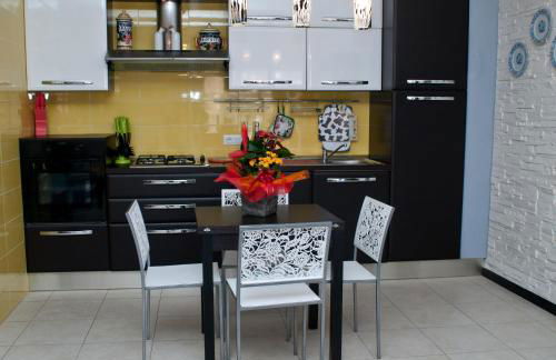 Tami Holidays - Photo 32