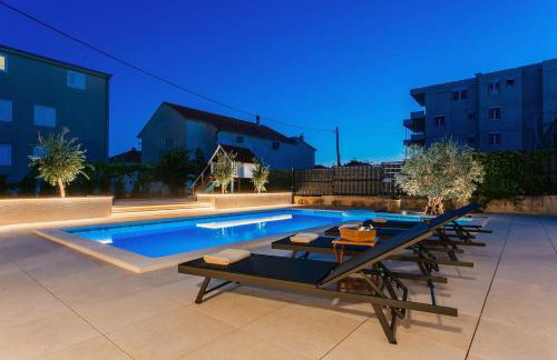 heated pool apartment KaLeGa - Foto 23