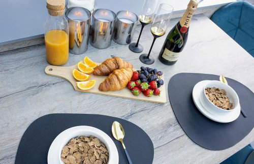 Luxury 4-Bedroom High-End Home, Includes Jacuzzi and Pool Table - Foto 68