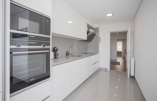 Liiiving - Luxury River View Apartment III - Photo 25