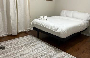 COZY 3 bedroom APT near EWR Downtown NYC - Photo 9