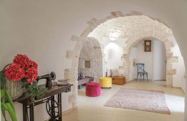 TD Trulli Saveni Trulli With Pool Near the Centre - Foto 5