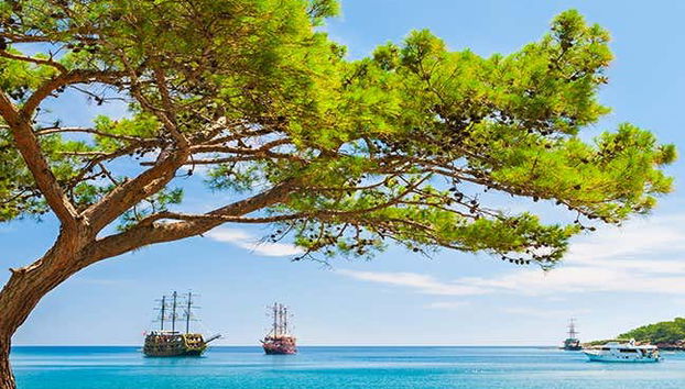 Bateaux pirates à Kemer