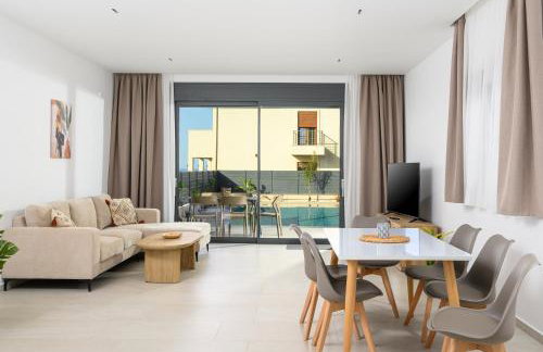 Petrus Luxury Villas in Old Hersonissos - 3 Bedrooms & 3 Bathrooms - Foto 16