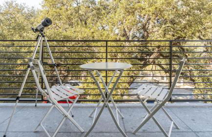 6BDR Luxe Pool Retreat • City Views Ping Pong Foosball Guest House Henley - Foto 53