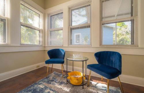 Historic & Cozy Bungalow by Downtown - Foto 31