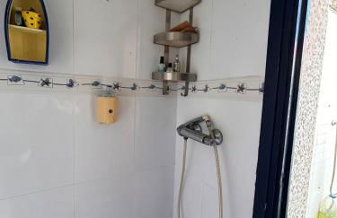 Amazing 3 floor house in front of the beach - Foto 36