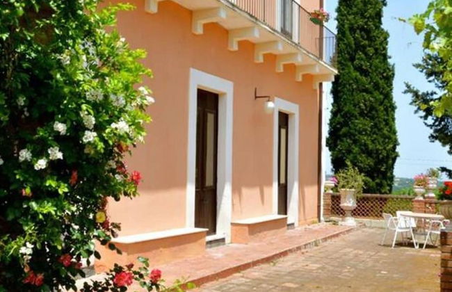 Villa Bonaccorso - La Dimora Immersa Nella Natura ai Piedi Dell Etna - Foto 1