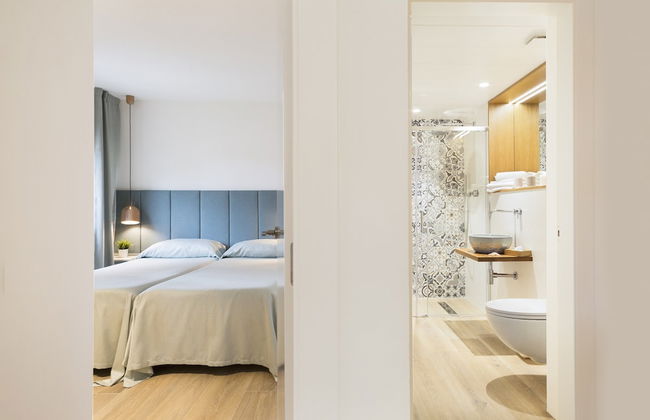 Apartamentos Porta Coeli - Photo 29