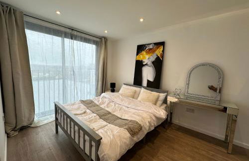 Luxurious & Elegant 6-Bed House - Foto 16