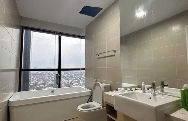 Skyline Luxe 4BR Retreat with En-suites - Foto 30