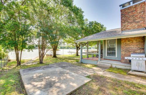 Yard, Deck and Fire Pit Cedar Creek Reservoir Gem - Foto 25