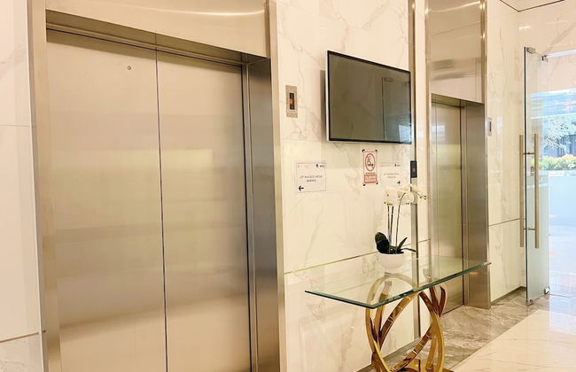 Sky House BSD Apartments by OkeStay - Foto 29