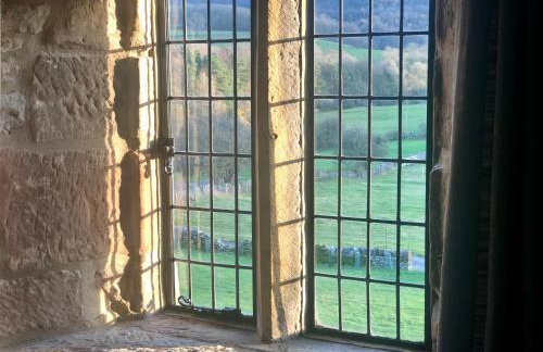 Derbyshire Cottage for 4, 1 hour per day private pool use - Photo 18