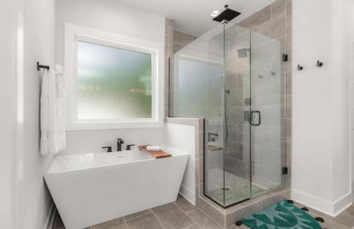 Huge Rooftop Patio at this Stunning Spacious House - Foto 25