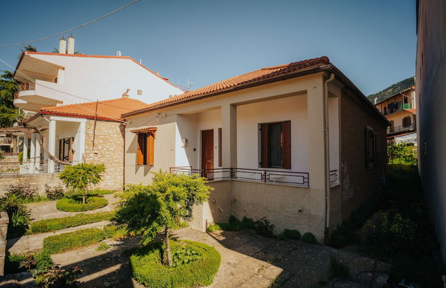 Kalavrita downtown 3 bedroom house for 6 pers - Foto 31